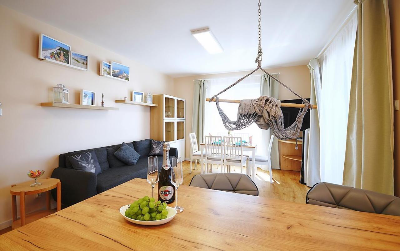 Apartament Premium Mikiniki Kolobrzeg Apartment ภายนอก รูปภาพ
